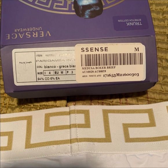 VERSACE - Picture 5 of 7